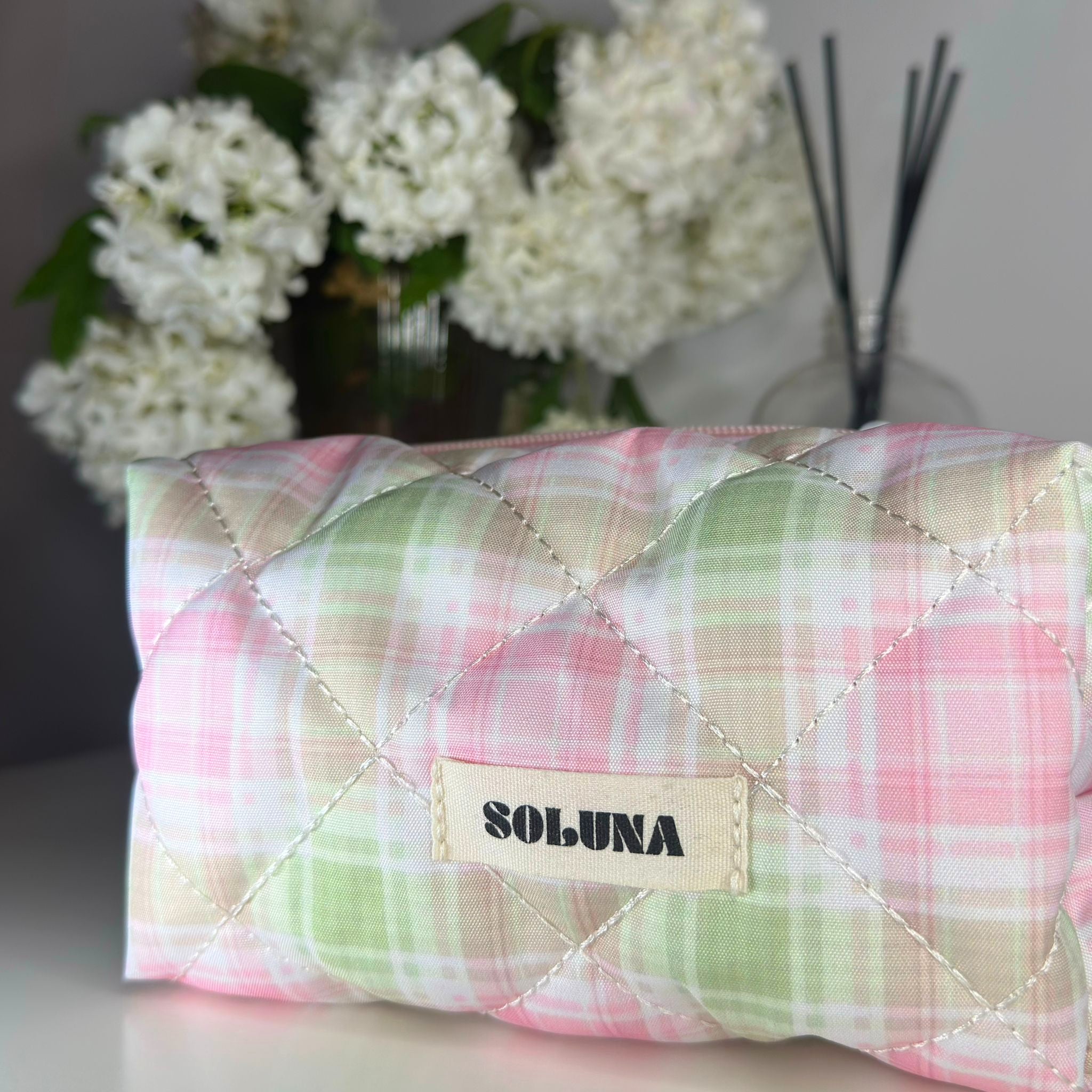 MATCHA BLOOM - BEAUTY CASE
